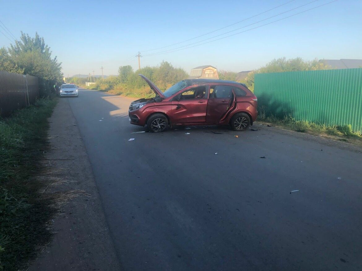 В Татарстане на ходу перевернулся автомобиль, умерла пассажирка