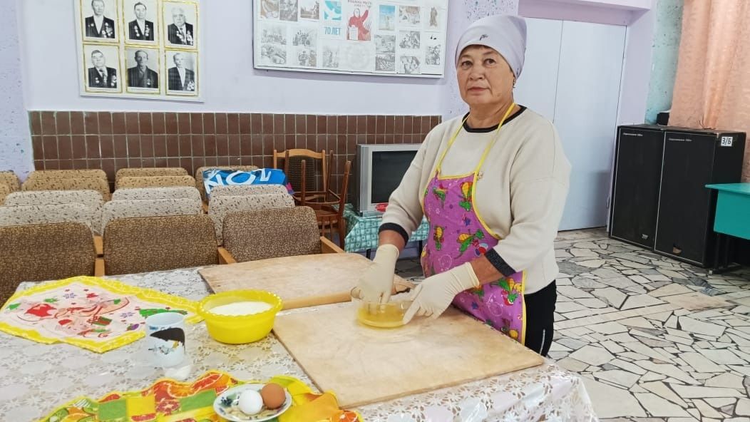 В Тихоновском СДК прошёл мастер-класс по приготовлению домашней лапши