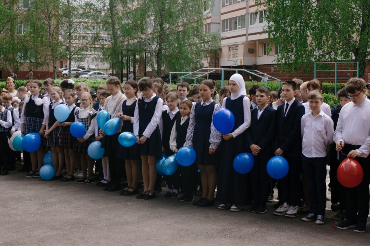 В школе №7 провели торжественный митинг, посвященный 78-й годовщине Победы