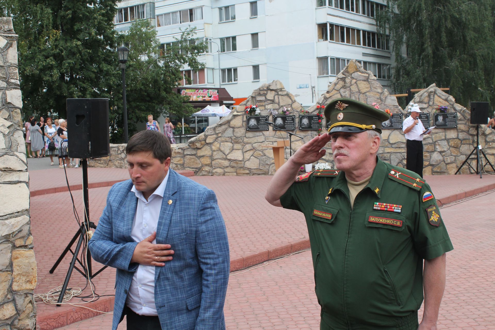 Менделеевцы отметили День Воздушно-десантных войск