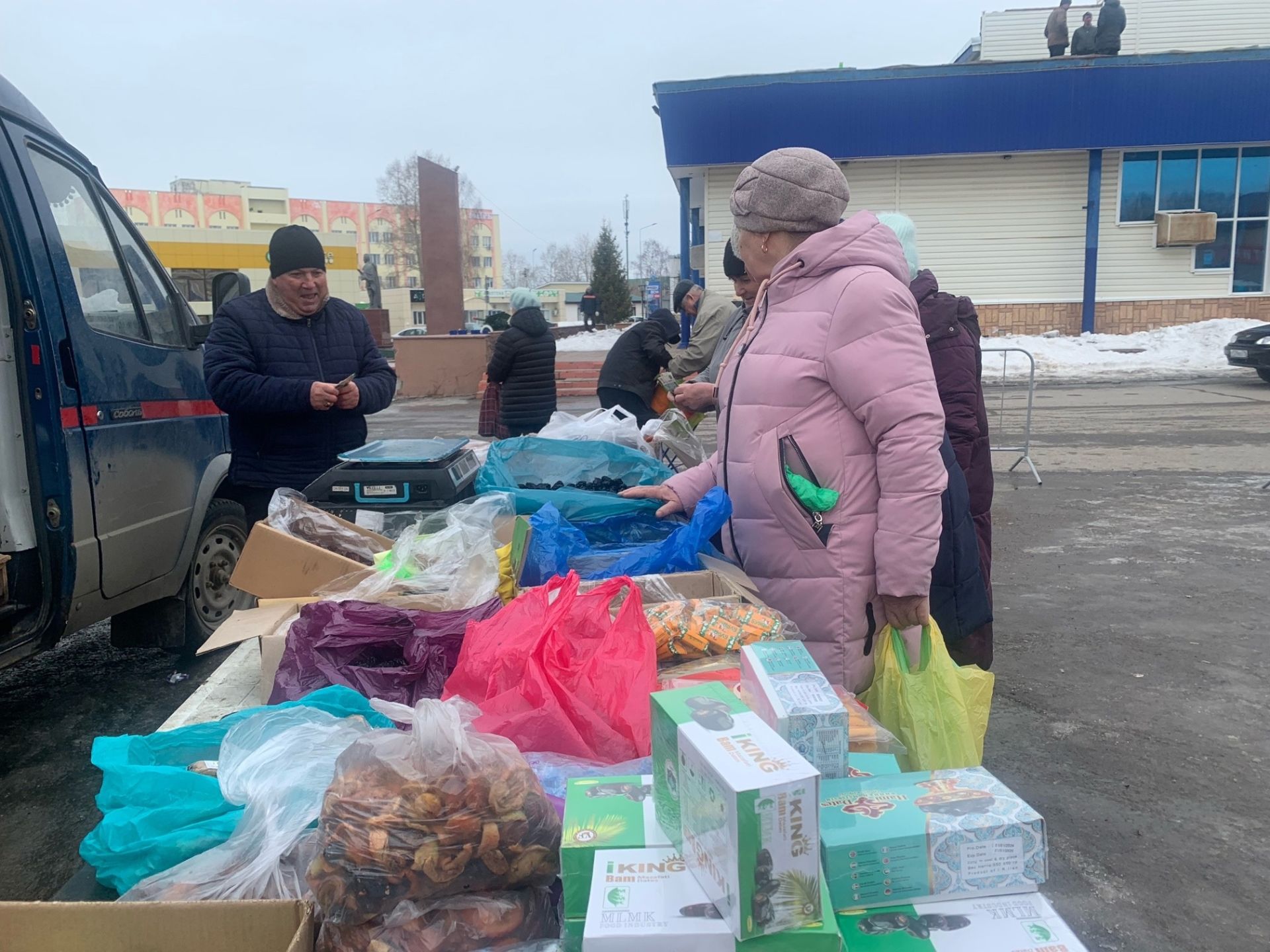 В Менделеевске близятся к завершению сельхозярмарки