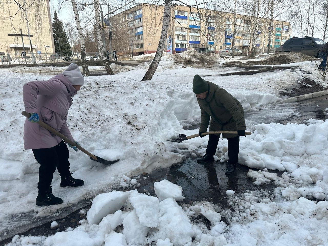 Коллектив «Менделеевских новостей» присоединился к экологическому двухмесячнику