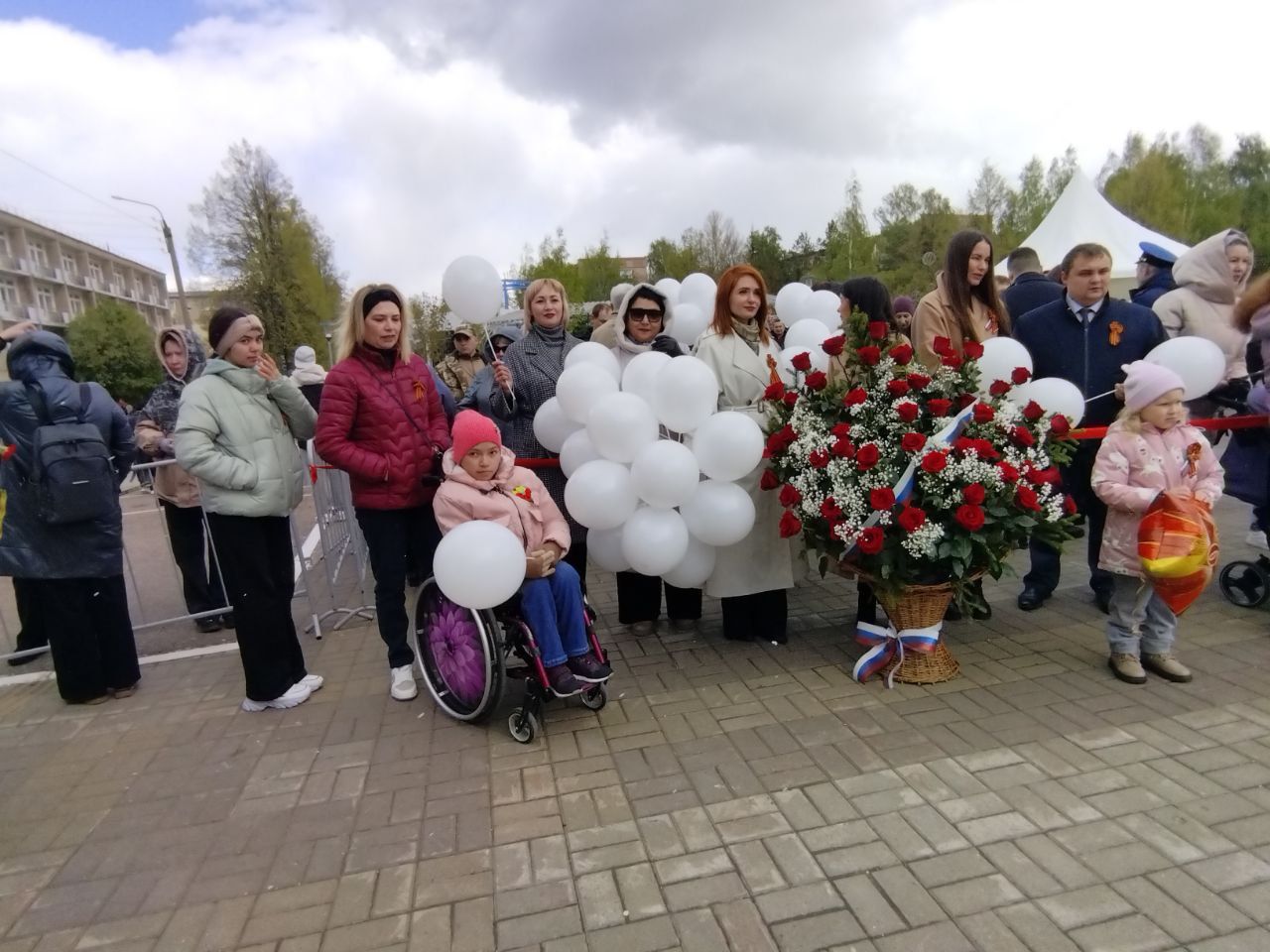 В Менделеевске театрализованную хореографическую композицию посвятили Великой Победе