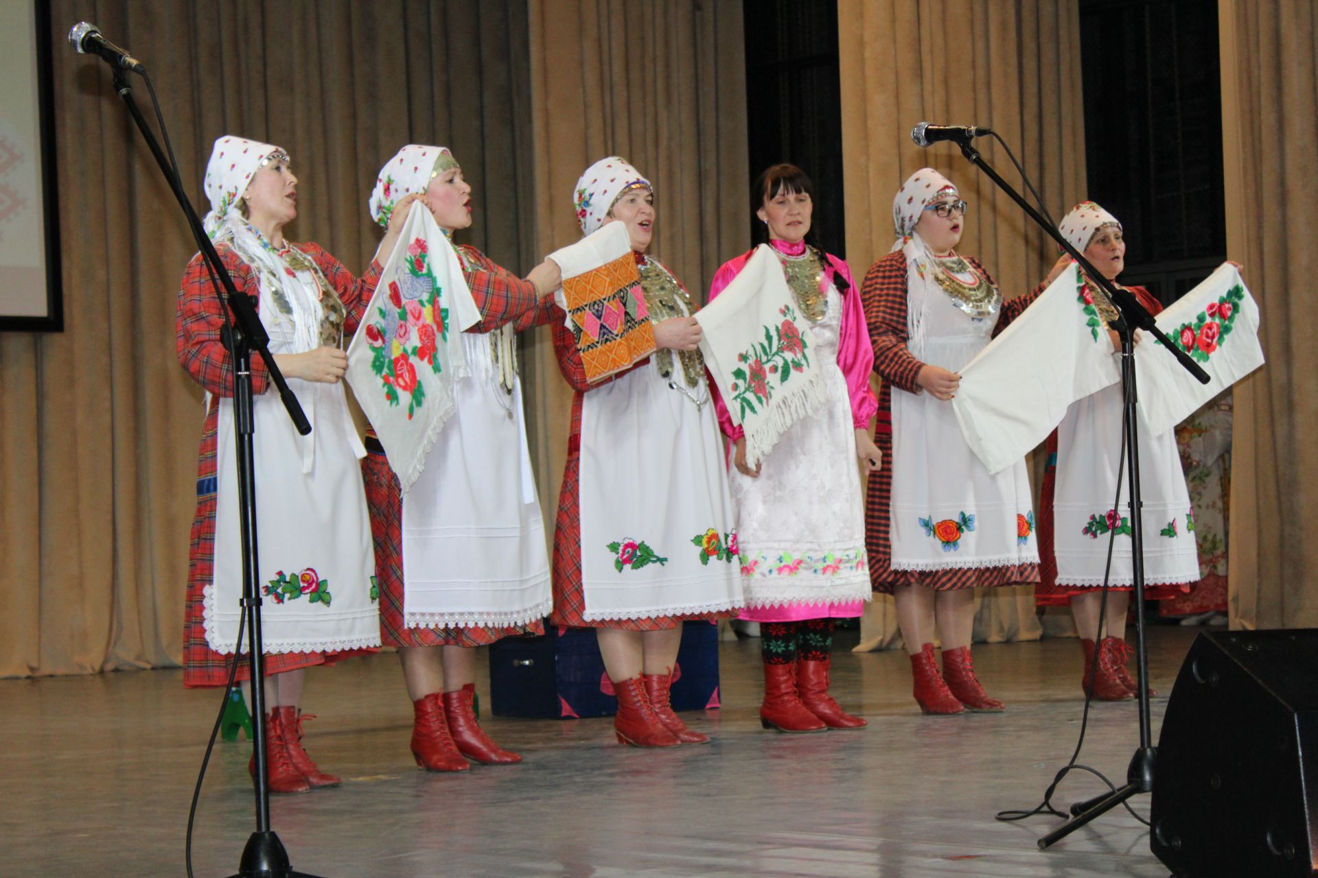 Гала – концерт районного фестиваля народного творчества