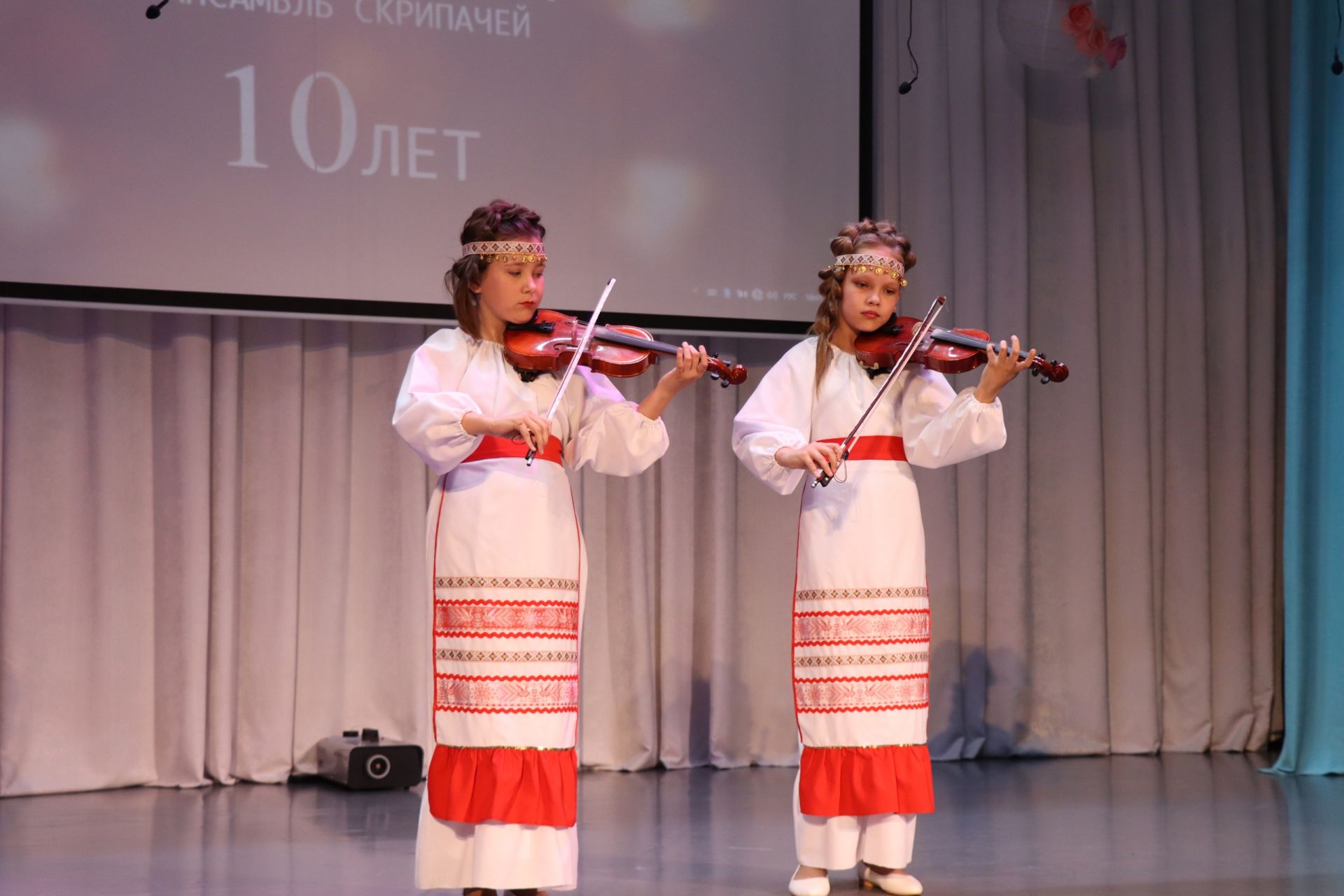 Ансамблю скрипачей «Калейдоскоп» ДШИ исполнилось десять лет