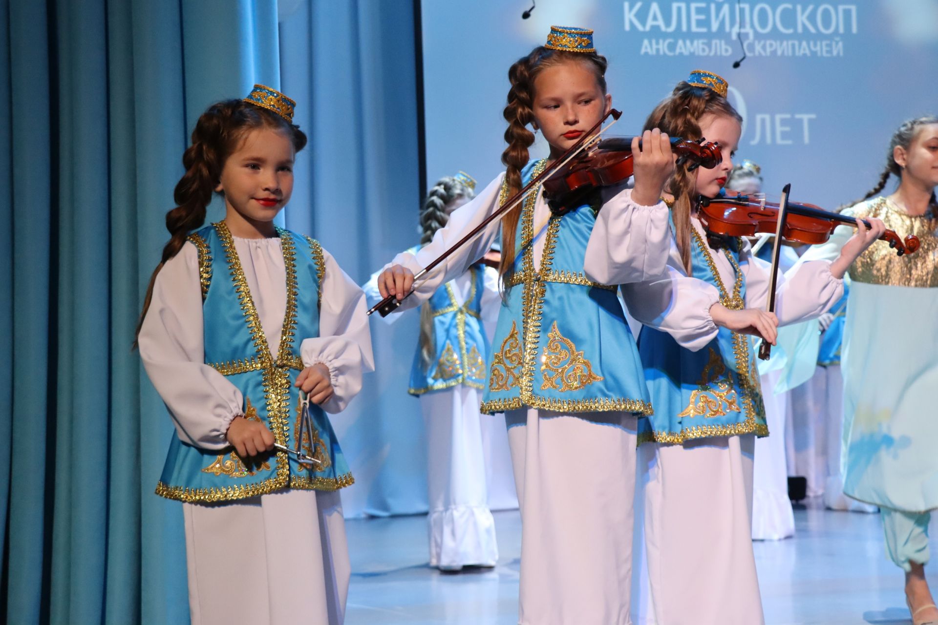 Ансамблю скрипачей «Калейдоскоп» ДШИ исполнилось десять лет