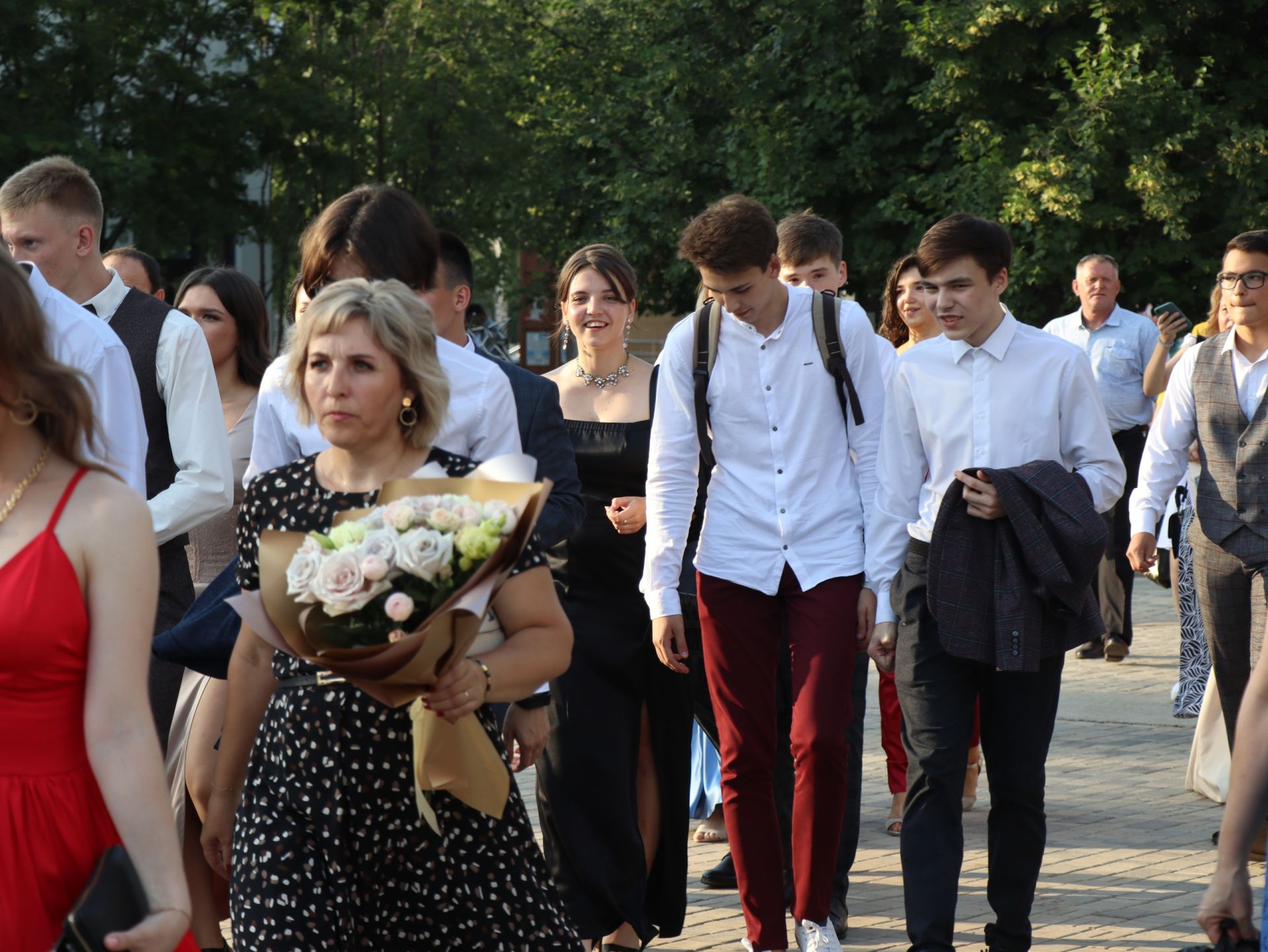 В Менделеевске выпустились 113 учащихся школ города и района