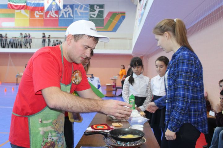 В СОК «Химик» День матери отметили креативными соревнованиями