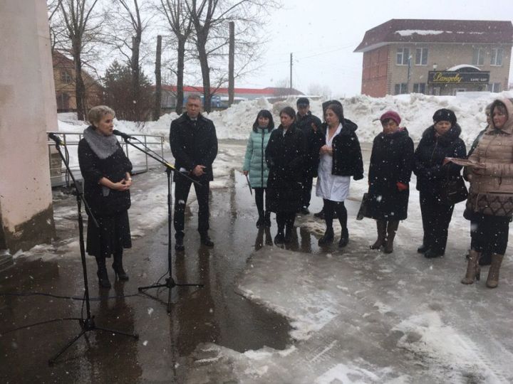 В Менделеевске открыли обновленную женскую консультацию