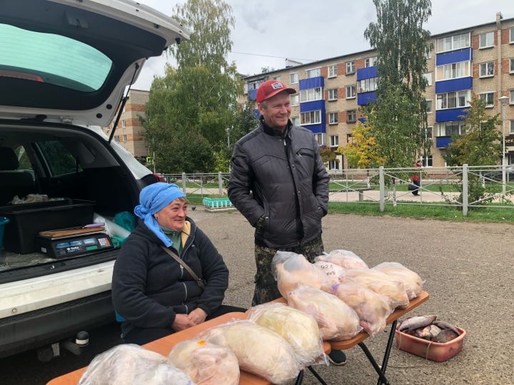 В Менделеевске проходят осенние ярмарки