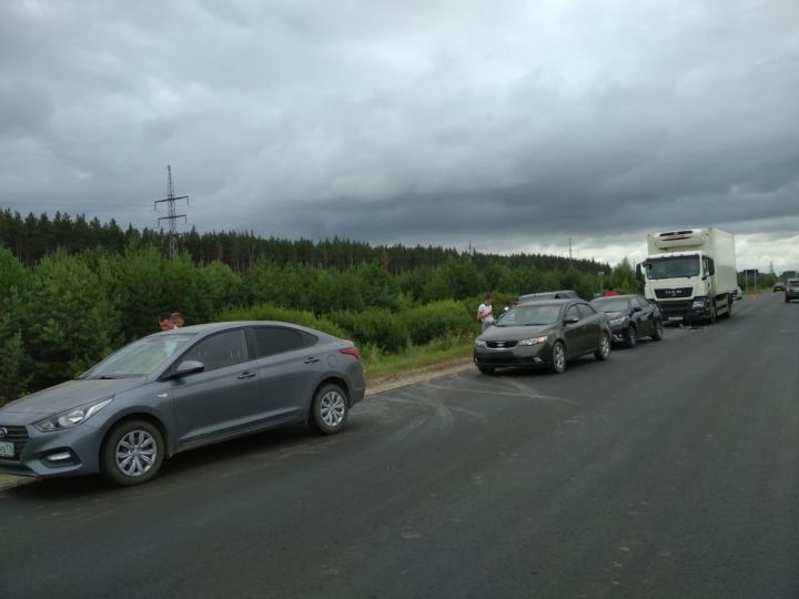 В Менделеевском районе произошло массовое ДТП