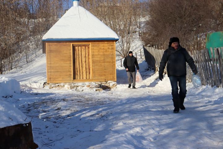 Православные менделеевцы отметили Крещение Господне погружением в купели