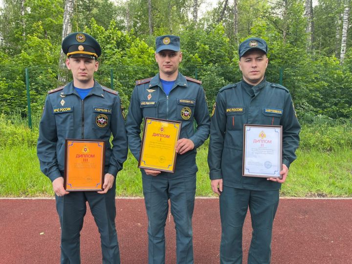 Менделеевец Юрий Косенович победил в смотре-конкурсе «Лучший начальник караула подразделений федеральной противопожарной службы по РТ»