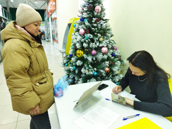 В Менделеевске проходит единый день сбора подписей в поддержку выдвижения Президента