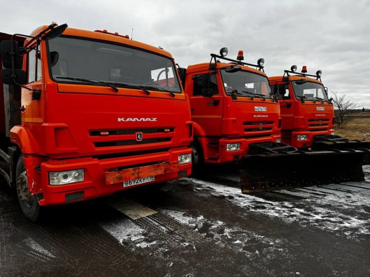 В Менделеевске проверили готовность снегоуборочной техники