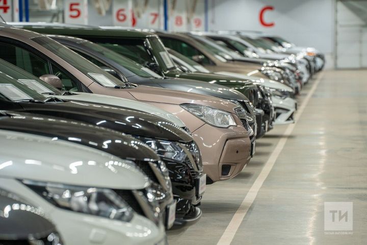 В России автомобили с пробегом подешевели на 11% с начала года