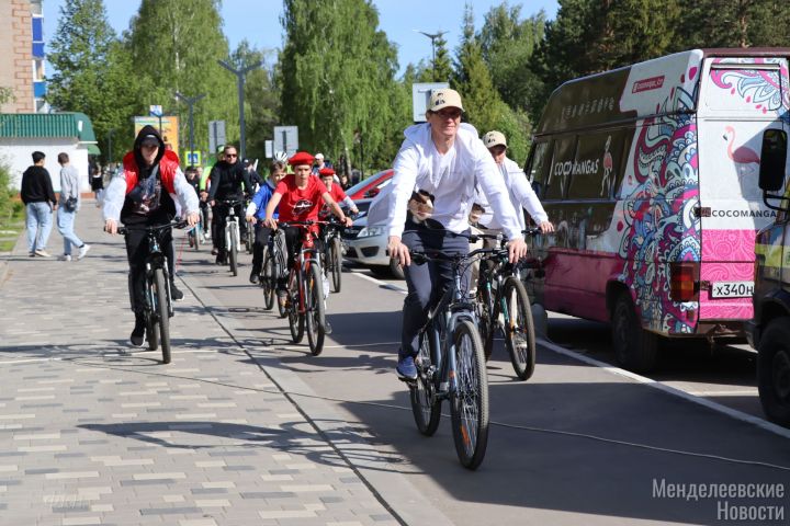 В Менделеевске прошёл велопробег посвящённый Дню химиков