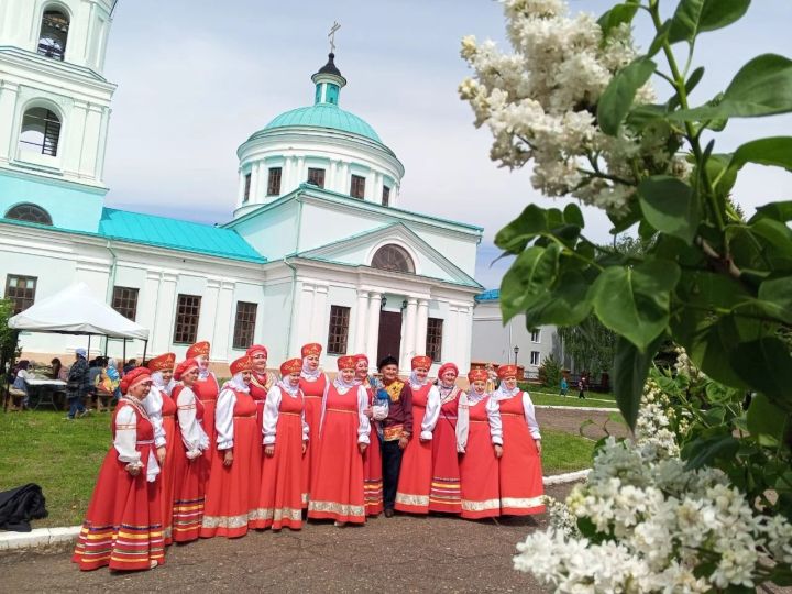 Менделеевцы приняли участие в празднике «Каравон»