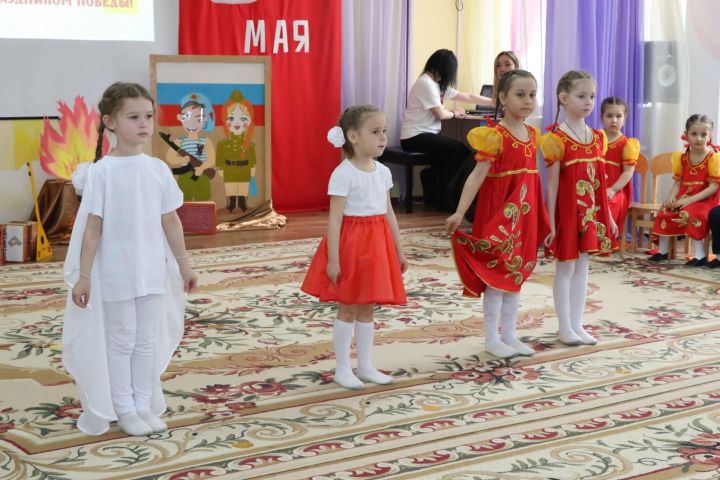 В детских садах Менделеевска проходят утренники, посвящённые Дню Победы