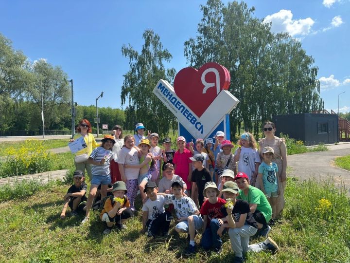 В Менделеевске провели викторину по ретро-фотографиям