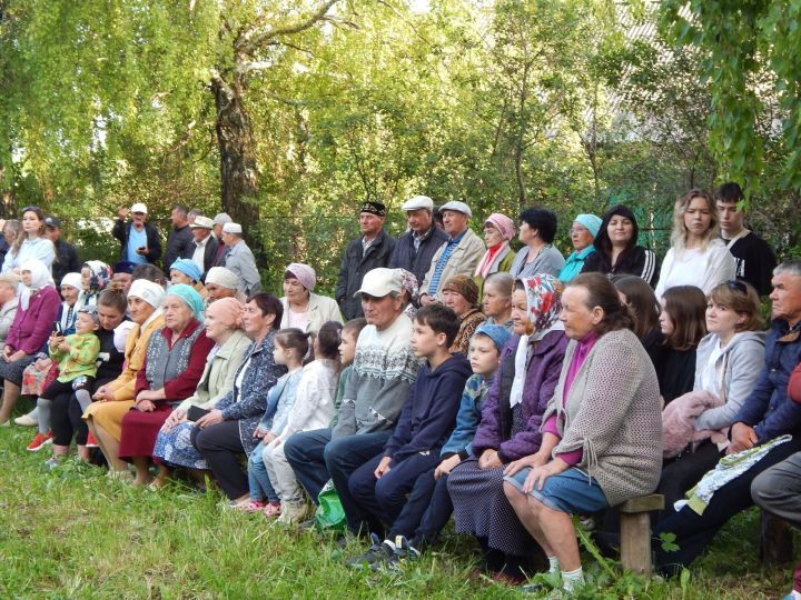 Весело задорно прошел вечерний Сабантуй в деревне Тат.Текашево