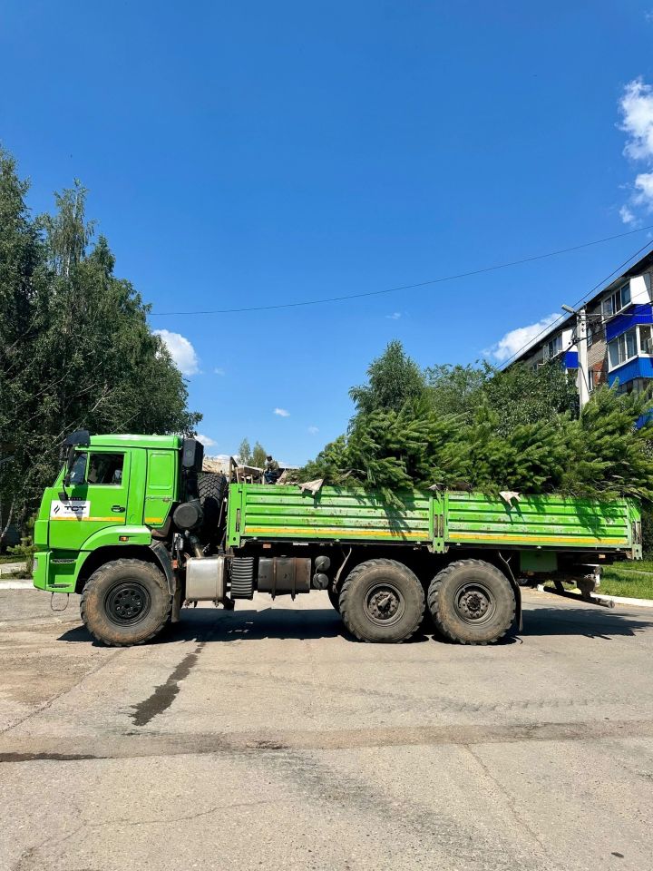 В Менделеевске для движения транспорта перекрыли улицу Чоловского