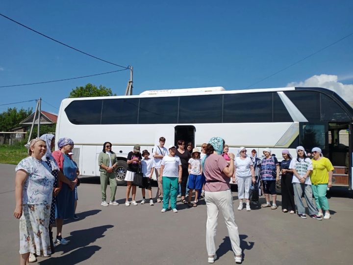 Экскурсия для семей участников СВО прошла в Менделеевске