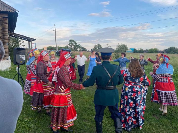 Народный ансамбль крященской песни «Туганайлар» принял участие в фестивале «Илья пророк созывает»