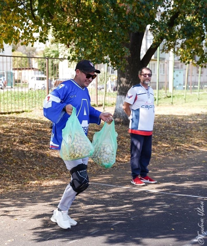 Менделеевская команда «Айсберг» заняла второе место в турнире по настольнику