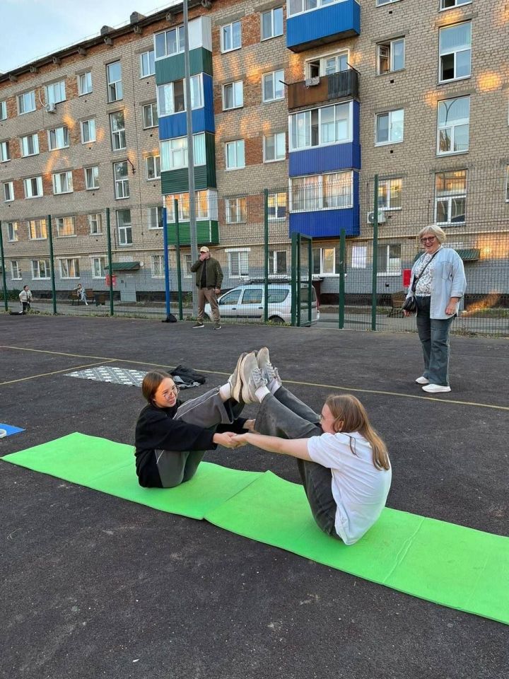 В Менделеевске для детей была проведена увлекательная йога