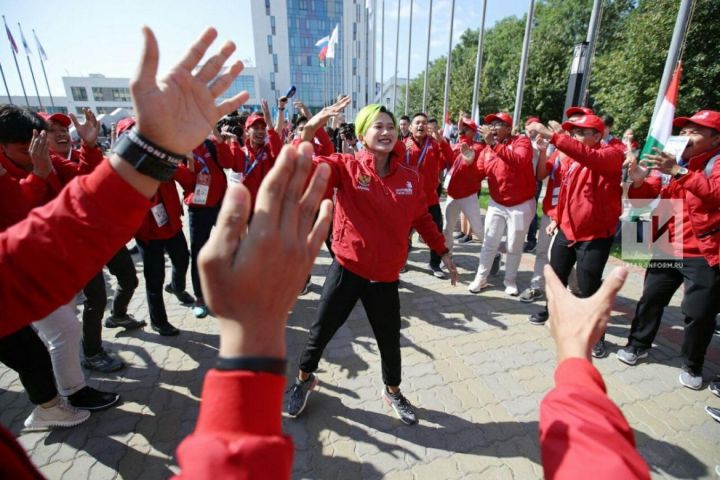 В Деревне WorldSkills подняли флаги 63 стран-участниц чемпионата